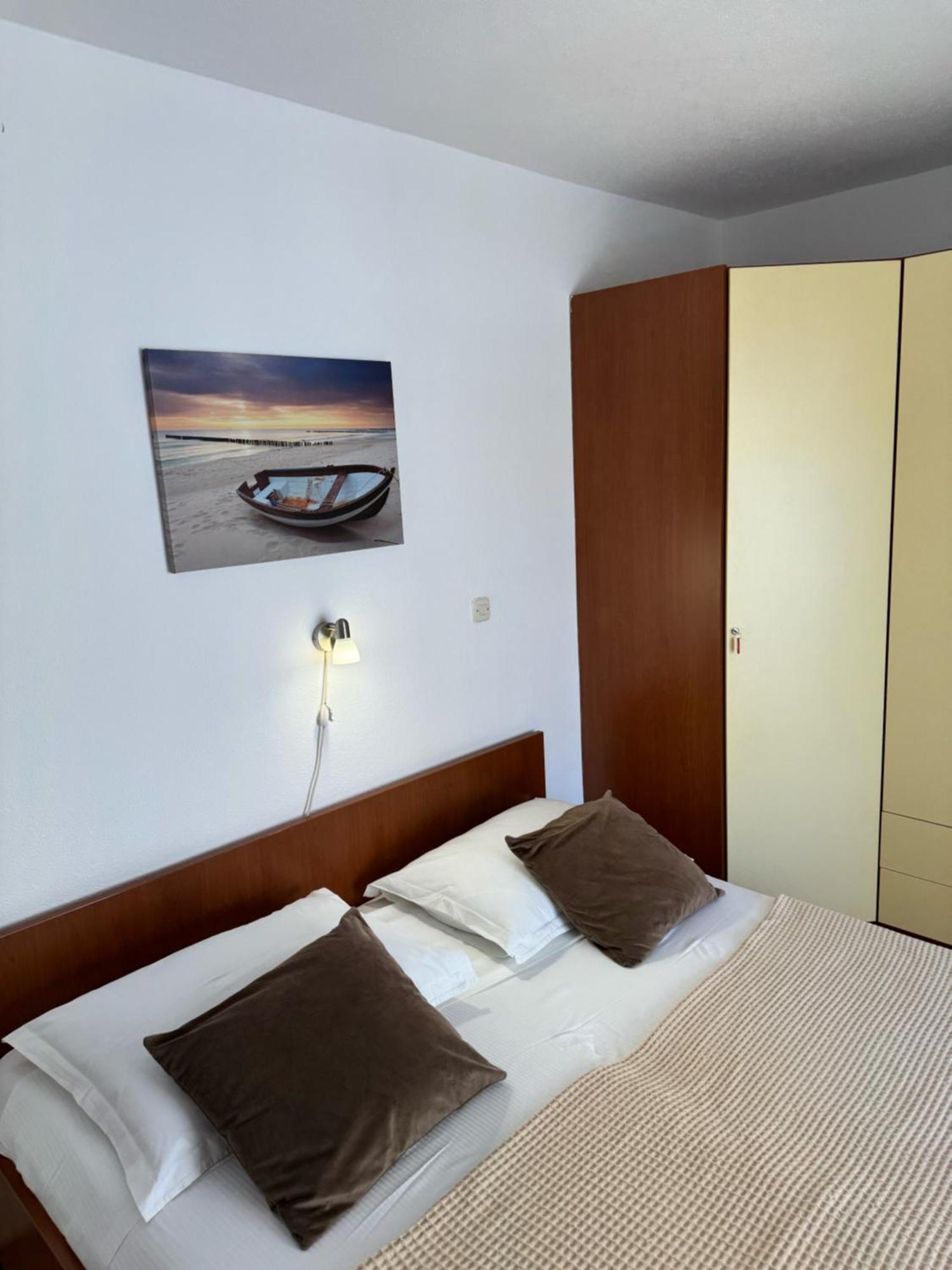 Apartmani Komparic Baska Voda Exterior photo